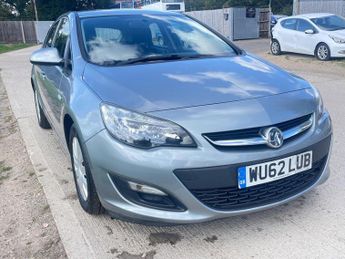 Vauxhall Astra 1.7 CDTi ecoFLEX Exclusiv Euro 5 (s/s) 5dr