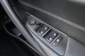 BMW 5 Series 2.0 520d MHT SE Auto Euro 6 (s/s) 4dr