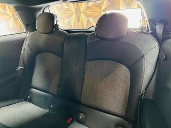 MINI Electric Hatch Cooper SE 32.6kWh Level 2 Auto 3dr