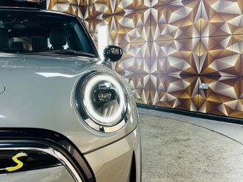 MINI Electric Hatch Cooper SE 32.6kWh Level 2 Auto 3dr