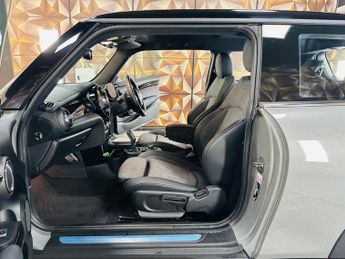 MINI Electric Hatch Cooper SE 32.6kWh Level 2 Auto 3dr
