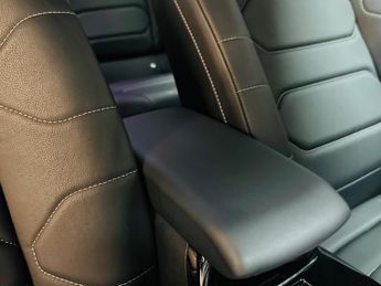 Citroen e-C4 50kWh Shine Plus Auto 5dr (7.4kW Charger)