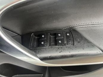 Vauxhall Insignia 2.0 CDTi Elite Nav Auto Euro 5 5dr