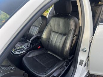 Vauxhall Insignia 2.0 CDTi Elite Nav Auto Euro 5 5dr
