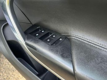 Vauxhall Insignia 2.0 CDTi Elite Nav Auto Euro 5 5dr