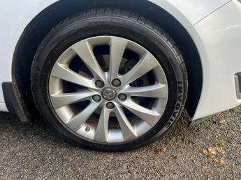Vauxhall Insignia 2.0 CDTi Elite Nav Auto Euro 5 5dr