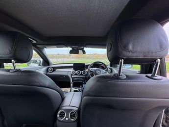 Mercedes-Benz C Class 2.1 C220d AMG Line (Premium Plus) 7G-Tronic+ Euro 6 (s/s) 4dr