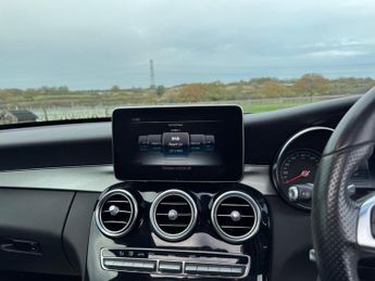 Mercedes-Benz C Class 2.1 C220d AMG Line (Premium Plus) 7G-Tronic+ Euro 6 (s/s) 4dr