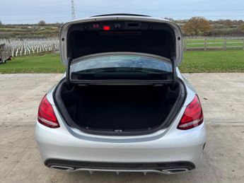 Mercedes-Benz C Class 2.1 C220d AMG Line (Premium Plus) 7G-Tronic+ Euro 6 (s/s) 4dr