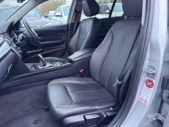 BMW 3 Series 2.0 320d Luxury Auto Euro 5 (s/s) 4dr