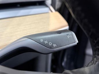 Tesla Model 3 (Dual Motor) Long Range Auto 4WDE 4dr