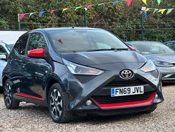 Toyota AYGO 1.0 VVT-i x-trend Funroof x-shift Euro 6 5dr