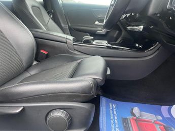Mercedes-Benz A Class 1.5 A180d Sport Hatchback 5dr Diesel 7G-DCT Euro 6 (s/s) (116 ps