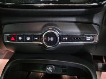 Volvo XC40 1.5h T5 Twin Engine Recharge 10.7kWh Inscription Pro Auto Euro 6