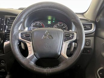 Mitsubishi L200 2.4 DI-D DC Warrior Auto 4WD Euro 6 4dr