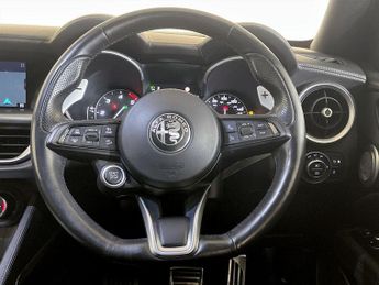 Alfa Romeo Stelvio 2.2 TD Veloce Auto Q4 AWD Euro 6 (s/s) 5dr