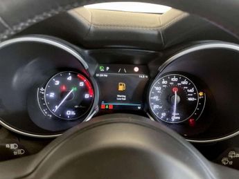 Alfa Romeo Stelvio 2.2 TD Veloce Auto Q4 AWD Euro 6 (s/s) 5dr