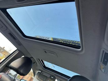 Mitsubishi Grandis 2.4 Elegance MPV 5dr Petrol Automatic (237 g/km, 162 bhp)