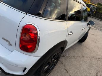 MINI Countryman 2.0 Cooper SD Auto ALL4 Euro 5 5dr