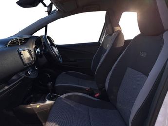 Toyota Yaris 1.5 VVT-h Y20 Bi-tone Hatchback 5dr Petrol Hybrid E-CVT Euro 6 (