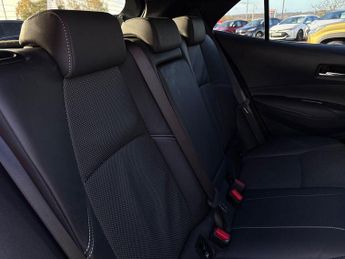 Toyota Corolla 1.8 VVT-h Excel Hatchback 5dr Petrol Hybrid CVT Euro 6 (s/s) (14