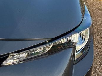 Toyota Corolla 1.8 VVT-h Icon Hatchback 5dr Petrol Hybrid CVT Euro 6 (s/s) (140