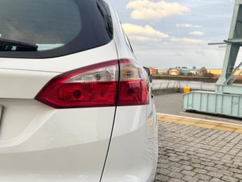 Ford Focus 1.6 Titanium Powershift Euro 5 5dr