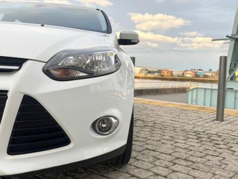 Ford Focus 1.6 Titanium Powershift Euro 5 5dr