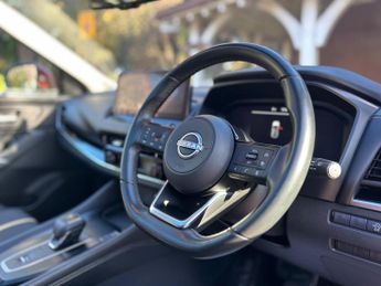 Nissan Qashqai 1.3 DIG-T MHEV N-Connecta XTRON Euro 6 (s/s) 5dr