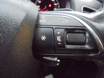 Audi Q3 2.0 TDI SE S Tronic quattro Euro 5 (s/s) 5dr