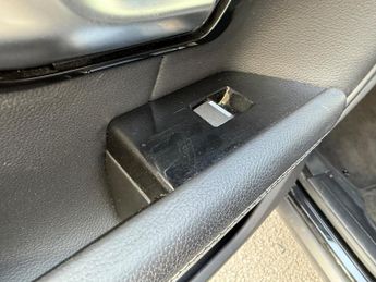 Land Rover Range Rover Evoque 2.0 TD4 SE Tech Auto 4WD Euro 6 (s/s) 5dr