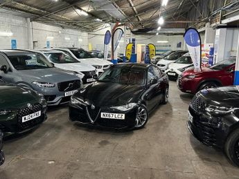 Alfa Romeo Giulia 2.0T Veloce Saloon 4dr Petrol Auto Euro 6 (s/s) (280 ps)