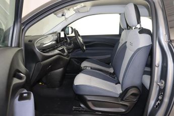 Fiat 500e 42kWh Icon Auto 3dr