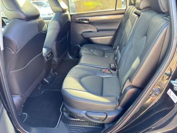 Toyota Highlander 2.5 VVT-h Excel CVT 4WD Euro 6 (s/s) 5dr