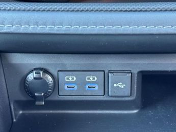 Toyota Highlander 2.5 VVT-h Excel CVT 4WD Euro 6 (s/s) 5dr