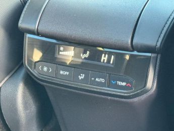 Toyota Highlander 2.5 VVT-h Excel CVT 4WD Euro 6 (s/s) 5dr