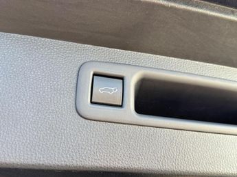 Toyota Highlander 2.5 VVT-h Excel CVT 4WD Euro 6 (s/s) 5dr