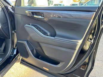 Toyota Highlander 2.5 VVT-h Excel CVT 4WD Euro 6 (s/s) 5dr