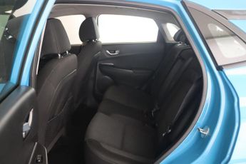 Hyundai KONA 39kWh SE Connect Auto 5dr (10.5kW Charger)