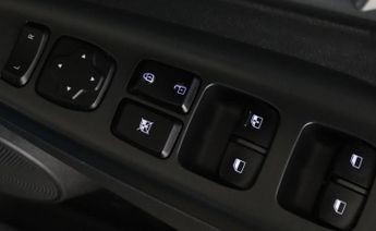 Hyundai KONA 39kWh SE Connect Auto 5dr (10.5kW Charger)