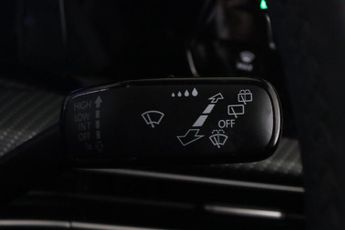 Volkswagen Golf 1.5 eTSI MHEV R-Line DSG Euro 6 (s/s) 5dr