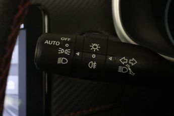 MG MG ZS 51.1kWh Trophy Auto 5dr