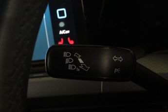 Volkswagen Golf 1.5 eTSI MHEV Active DSG Euro 6 (s/s) 5dr