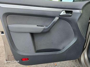 Volkswagen Touran 1.6 TDI BlueMotion Tech SE DSG Euro 5 (s/s) 5dr