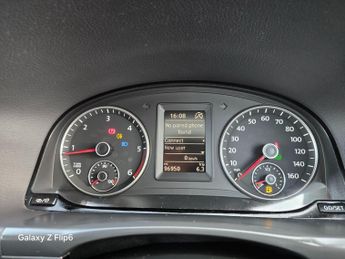 Volkswagen Touran 1.6 TDI BlueMotion Tech SE DSG Euro 5 (s/s) 5dr