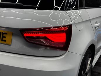 Audi A1 1.6 TDI Black Edition Sportback S Tronic Euro 6 (s/s) 5dr