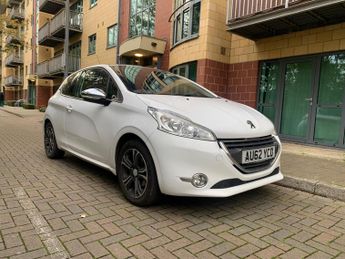 Peugeot 208 1.2 VTi Allure Euro 5 3dr