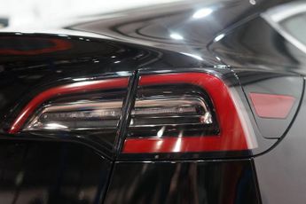 Tesla Model 3 (Dual Motor) Long Range Auto 4WDE 4dr