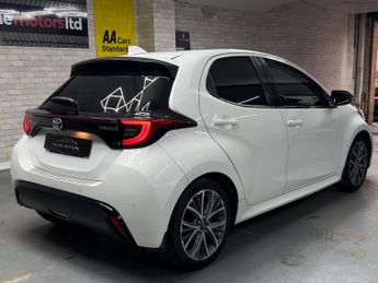 Toyota Yaris 1.5 VVT-h Dynamic E-CVT Euro 6 (s/s) 5dr