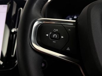 Volvo XC40 1.5h T4 Recharge 10.7kWh Core Auto Euro 6 (s/s) 5dr